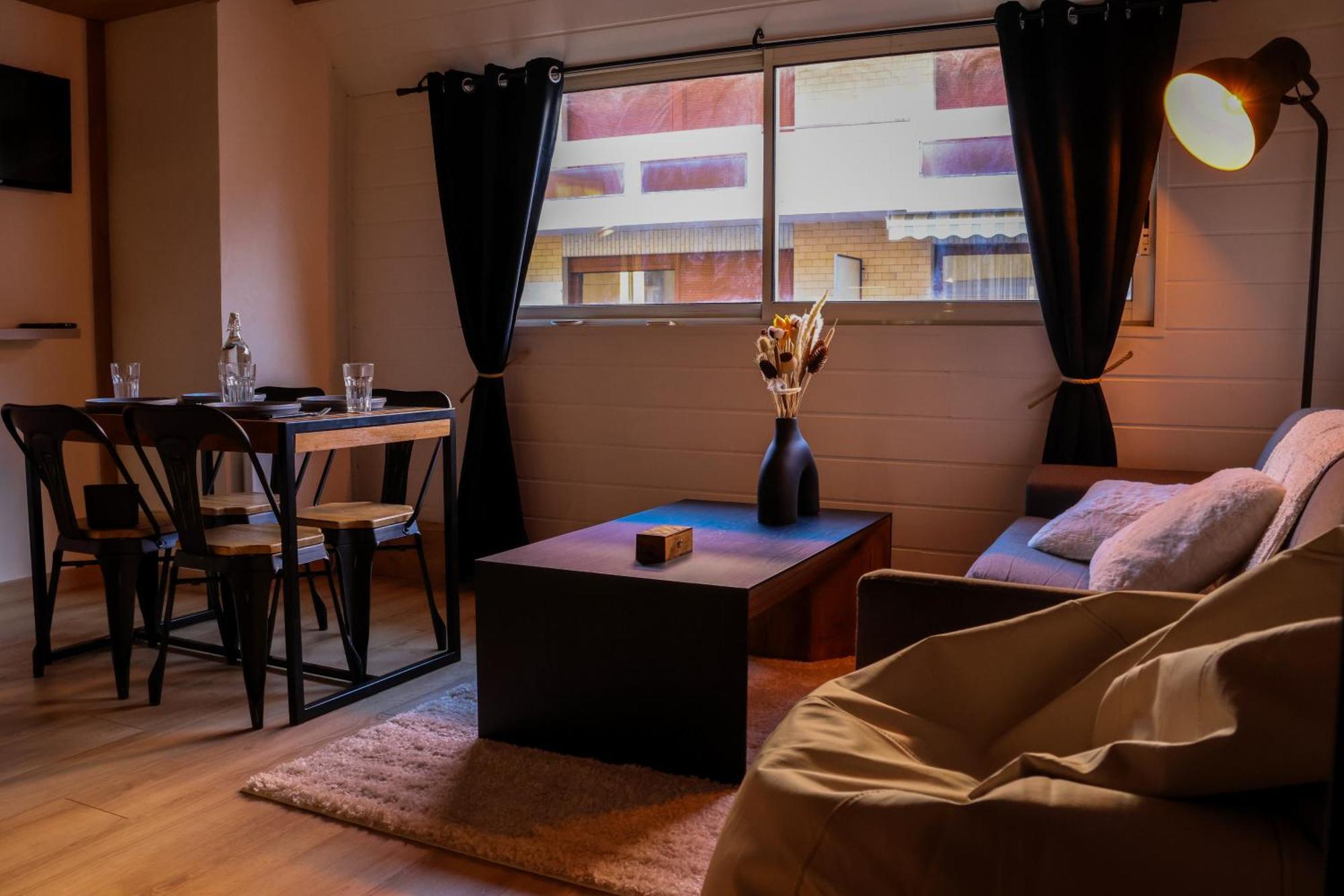 Ambiance Montagne, A Deux Pas De La Gare Apartment Cluses Luaran gambar